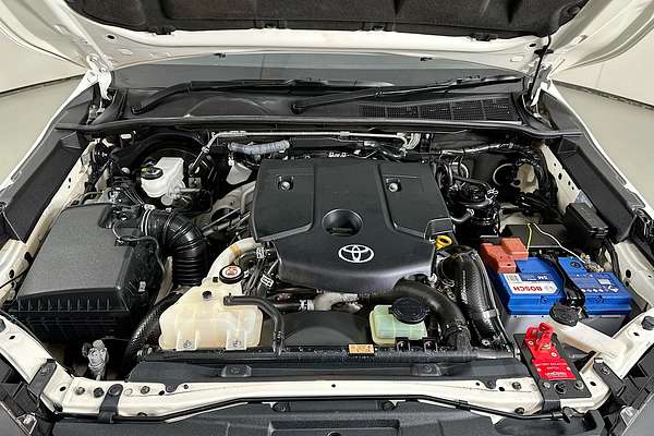 2021 Toyota HILUX SR (4x4) GUN126R 4X4