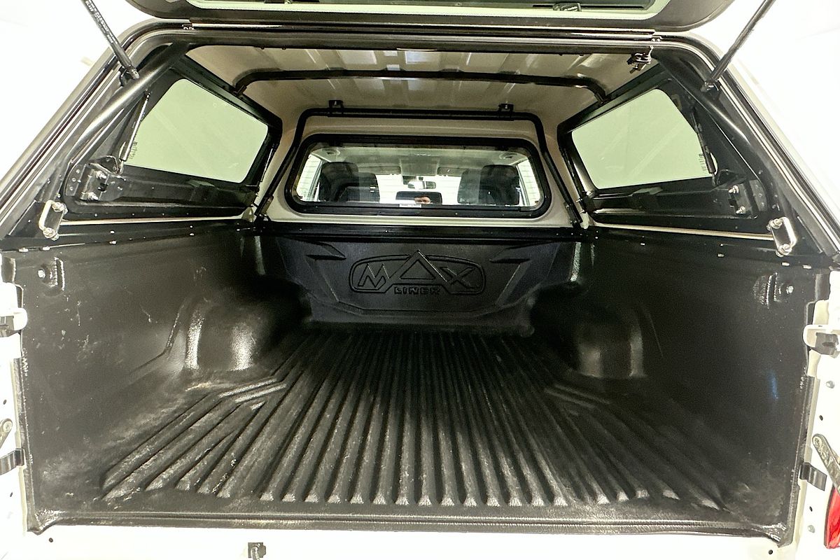 2020 Toyota HILUX SR (4x4) GUN126R FACELIFT 4X4