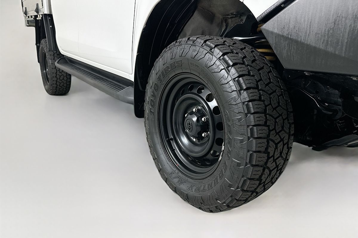 2023 Toyota HILUX SR (4x4) GUN126R 4X4