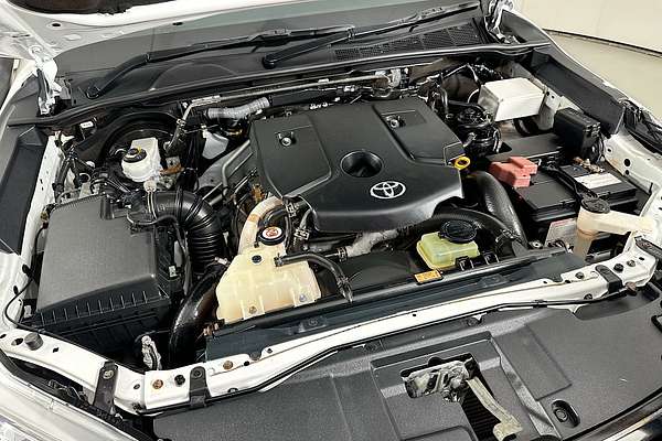 2020 Toyota HILUX SR (4x4) GUN126R MY19 UPGRADE 4X4