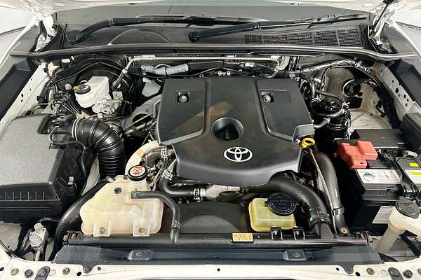 2020 Toyota HILUX SR (4x4) GUN126R MY19 UPGRADE 4X4