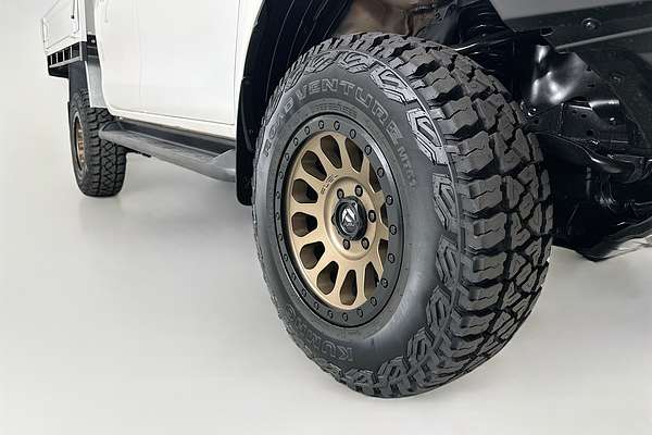 2021 Toyota HILUX SR5 (4x4) GUN126R 4X4