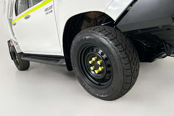 2021 Toyota HILUX SR5 (4x4) GUN126R 4X4