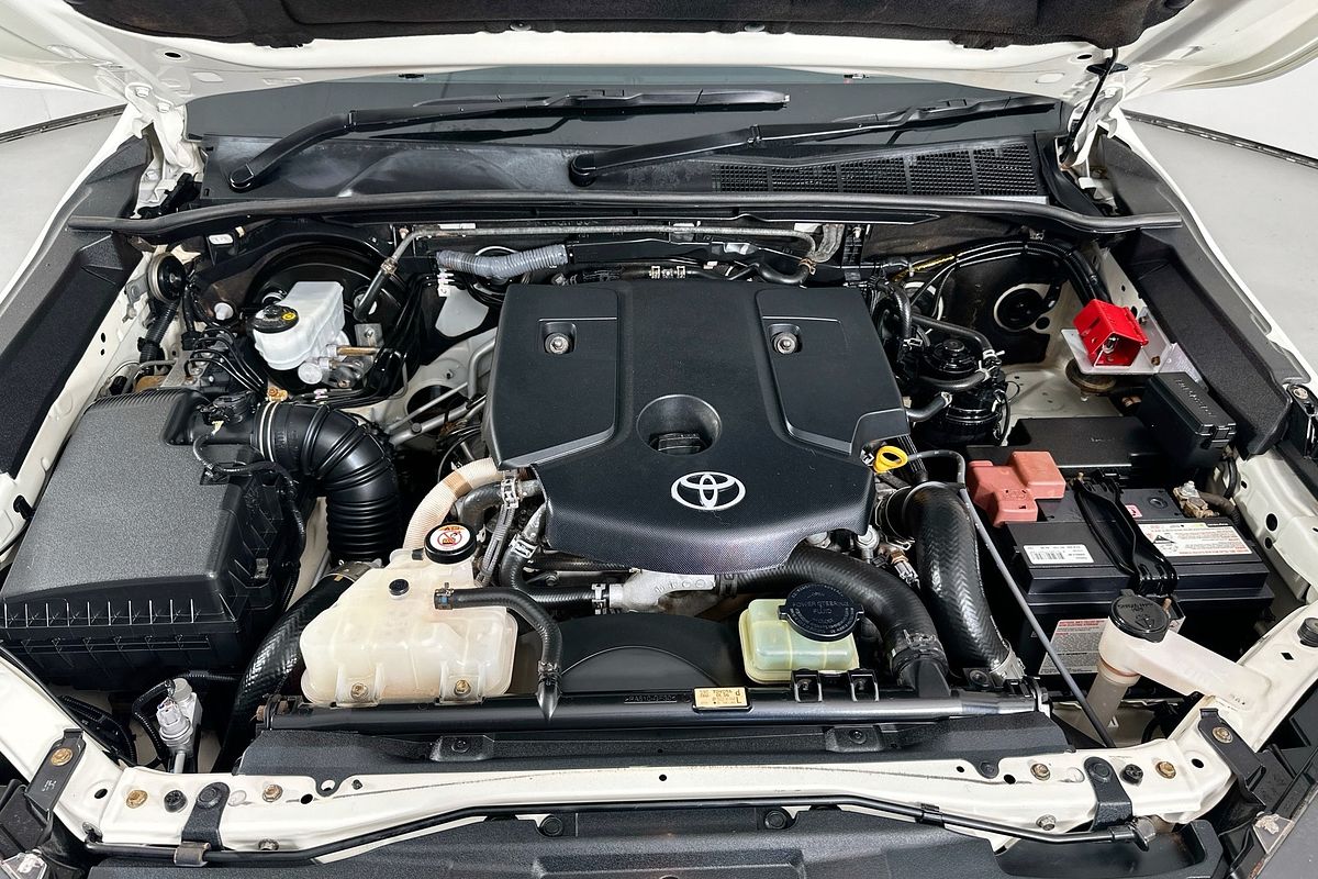 2021 Toyota HILUX SR (4x4) GUN126R 4X4