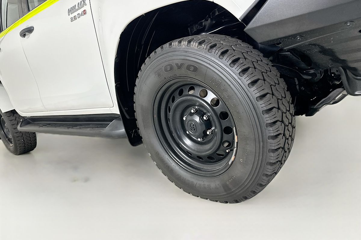 2020 Toyota HILUX SR (4x4) GUN126R MY19 UPGRADE 4X4