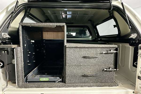 2017 Toyota HILUX SR5 (4x4) GUN126R MY17 4X4