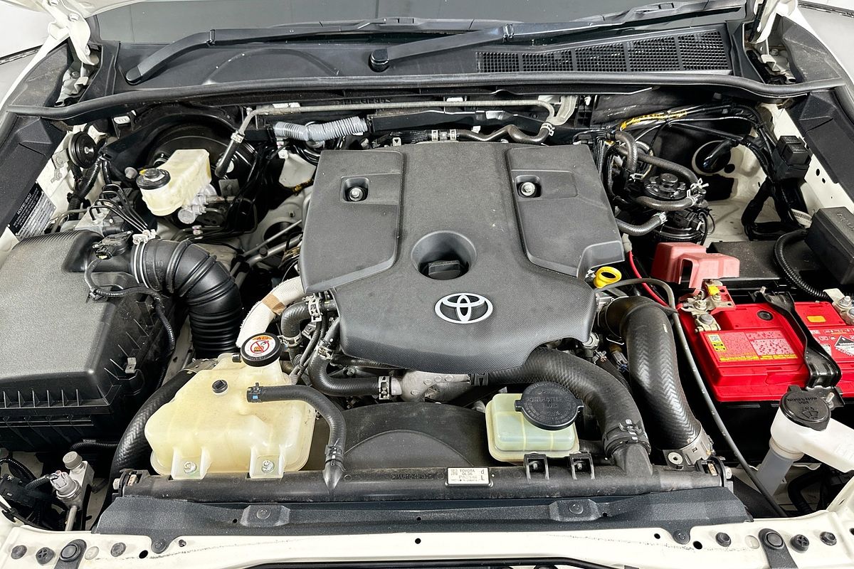 2023 Toyota HILUX SR (4x4) GUN126R 4X4