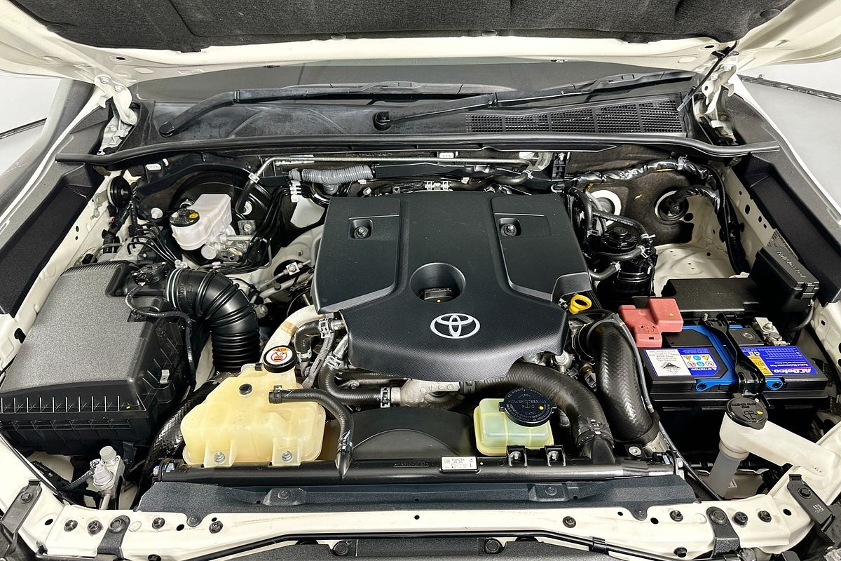 2022 Toyota HILUX SR (4x4) GUN126R 4X4