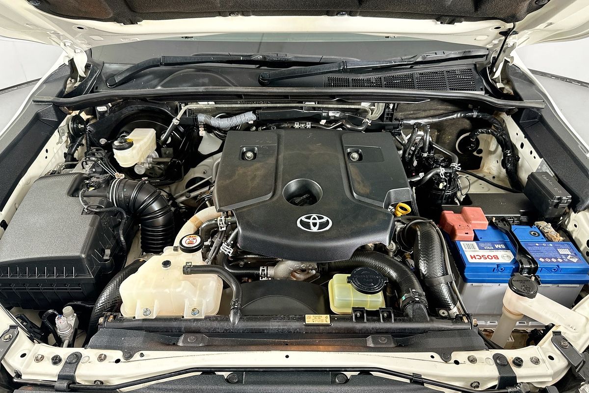 2021 Toyota HILUX SR (4x4) GUN126R 4X4