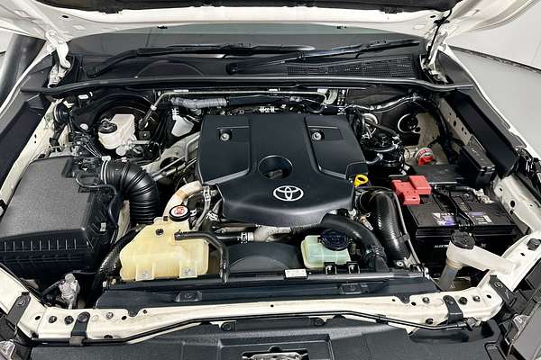 2022 Toyota HILUX SR (4x4) GUN126R 4X4