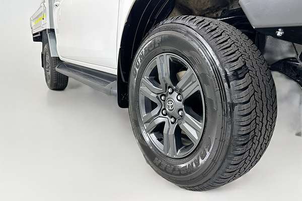 2024 Toyota HILUX SR 48V (4x4) GUN126R 4X4