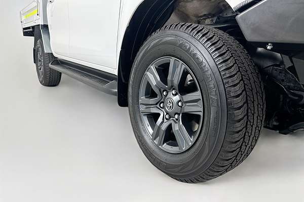 2024 Toyota HILUX SR 48V (4x4) GUN126R 4X4