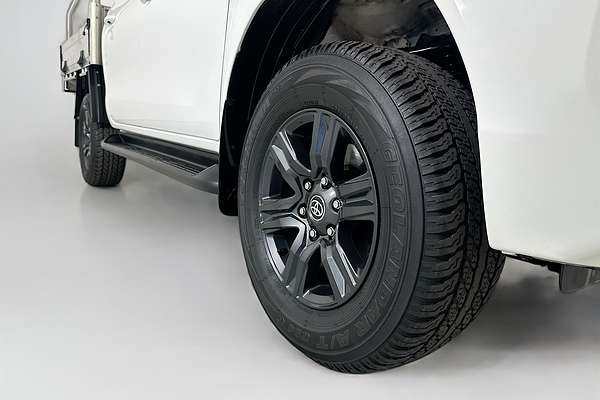 2024 Toyota HILUX SR 48V (4x4) GUN126R 4X4