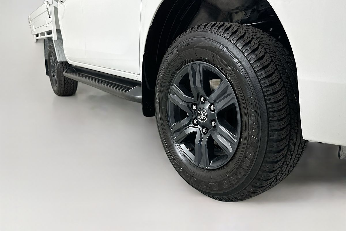 2022 Toyota HILUX SR (4x4) GUN126R 4X4