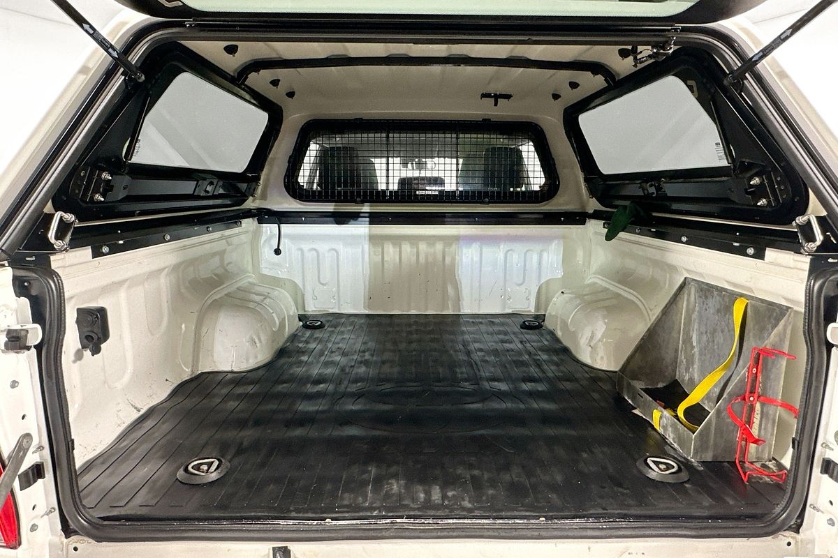 2019 Toyota HILUX SR (4x4) GUN126R MY19 4X4