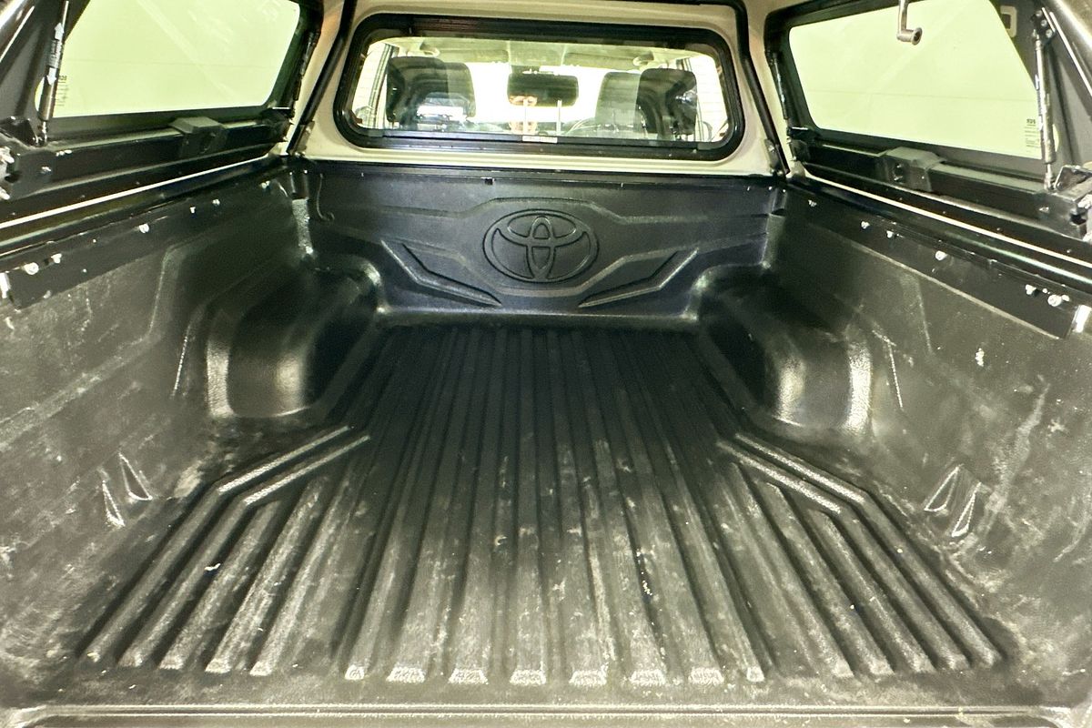 2022 Toyota HILUX SR (4x4) GUN126R 4X4