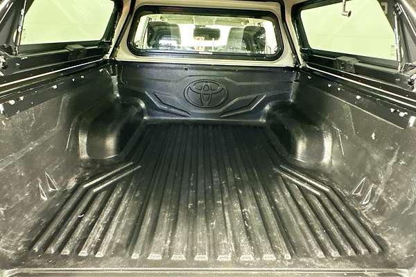 2022 Toyota HILUX SR (4x4) GUN126R 4X4