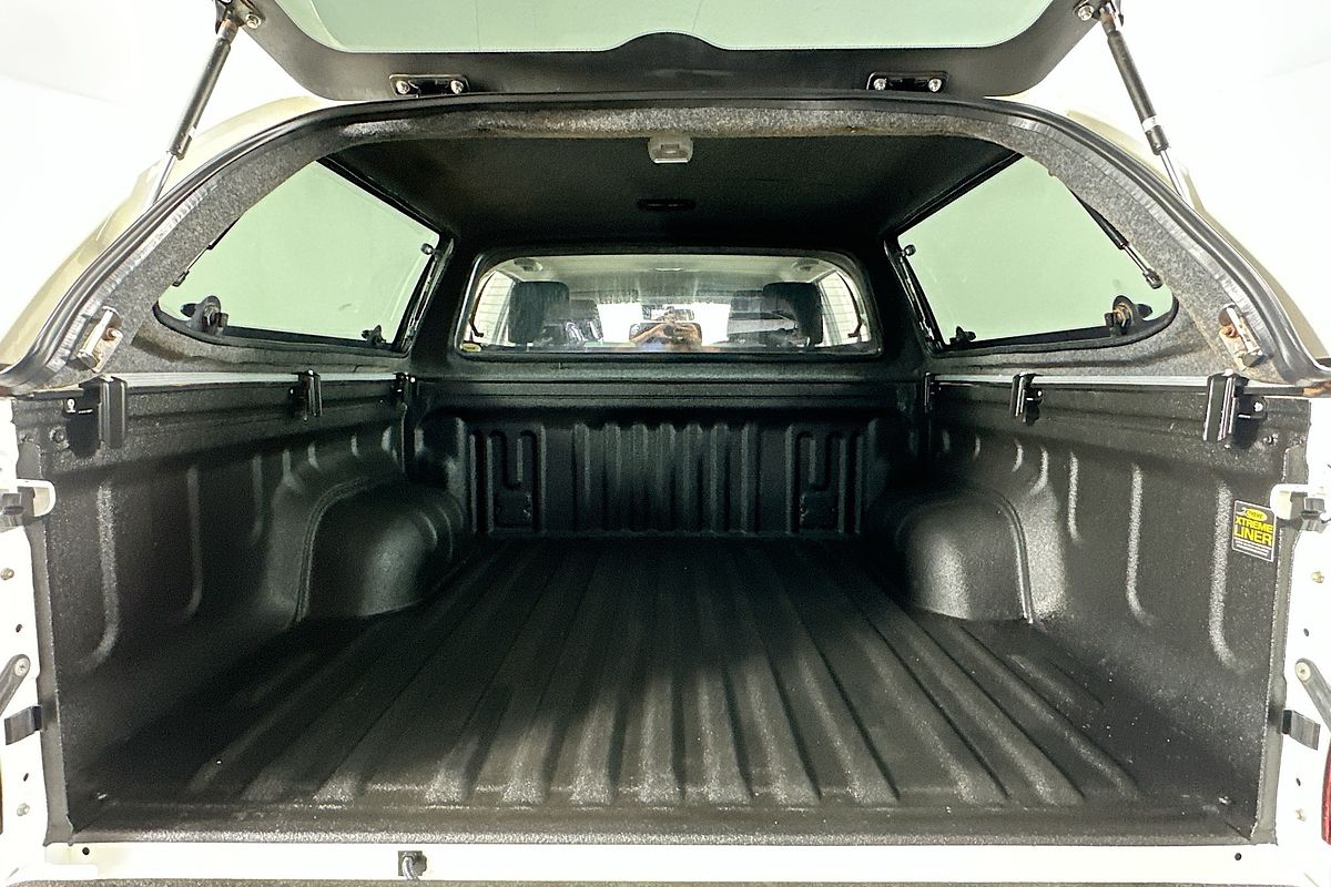 2022 Toyota HILUX SR (4x4) GUN126R 4X4