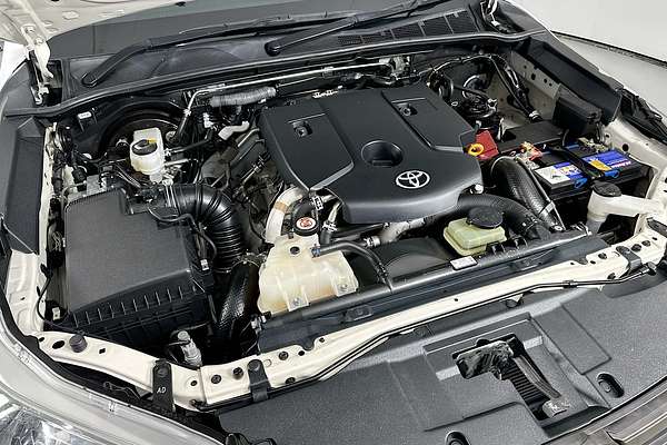 2020 Toyota HILUX WORKMATE HI-RIDER GUN135R FACELIFT 4x2