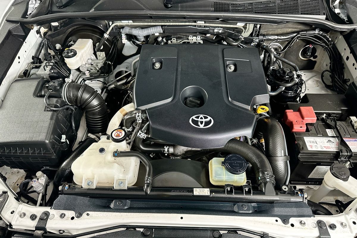 2019 Toyota HILUX SR (4x4) GUN126R MY19 4X4