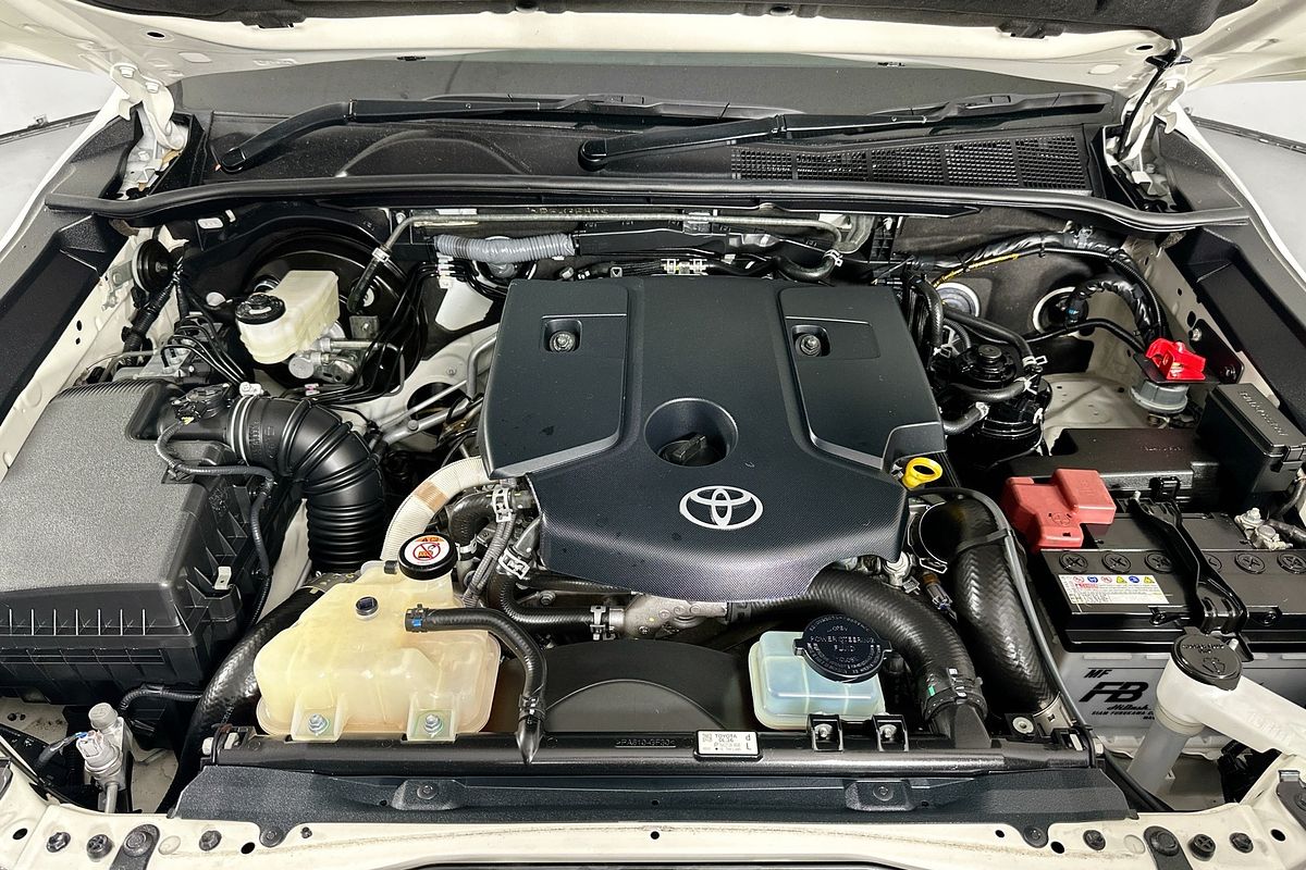 2023 Toyota HILUX SR (4x4) GUN126R 4X4