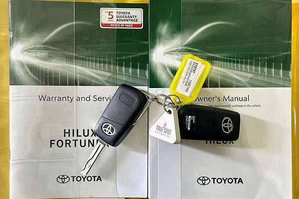 2021 Toyota HILUX WORKMATE (4x2) TGN121R 4x2