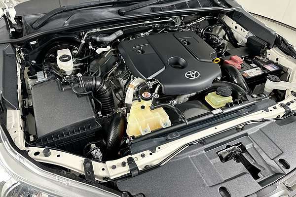 2020 Toyota HILUX WORKMATE HI-RIDER GUN135R FACELIFT 4x2