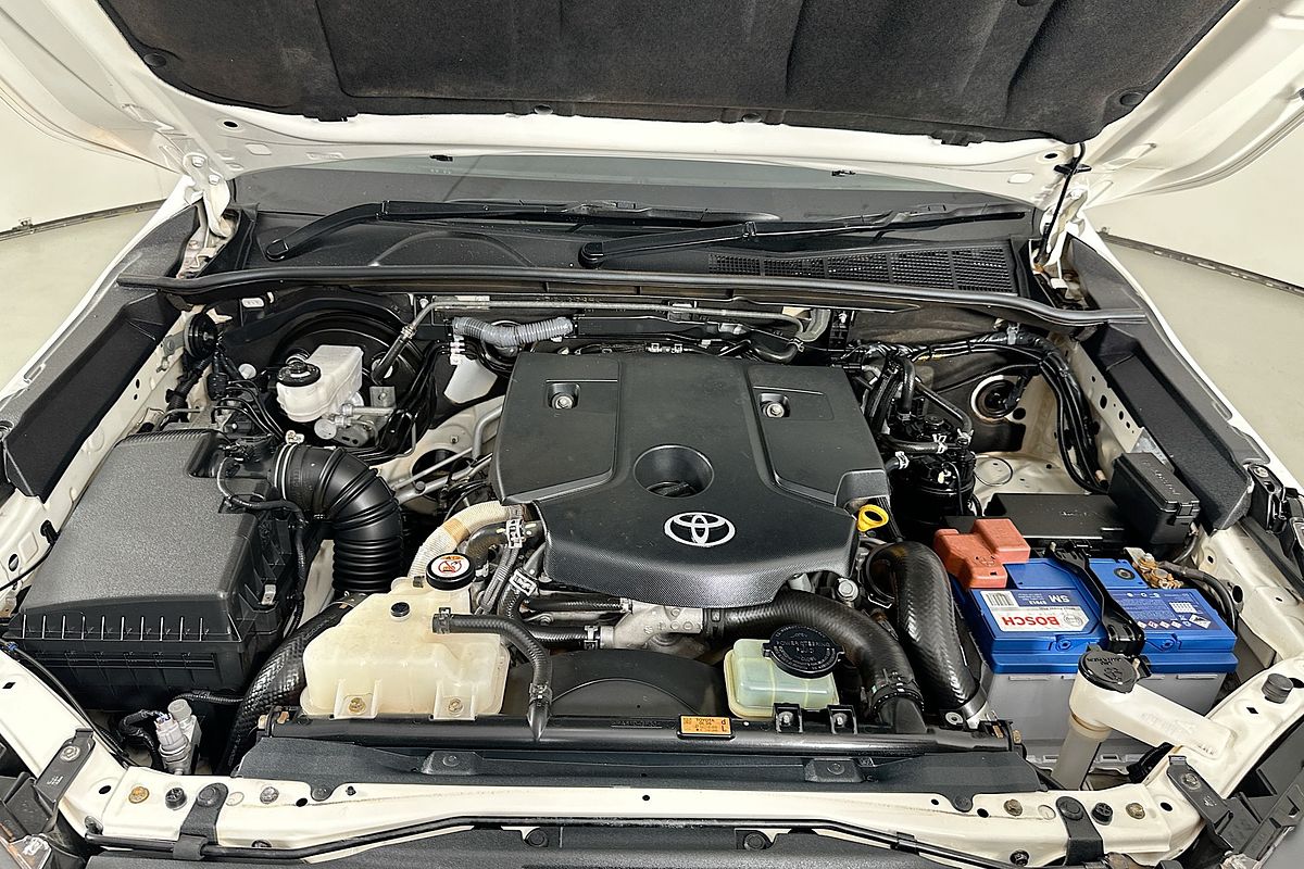 2021 Toyota HILUX SR (4x4) GUN126R 4X4