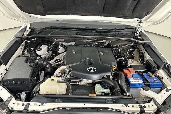 2021 Toyota HILUX SR (4x4) GUN126R 4X4