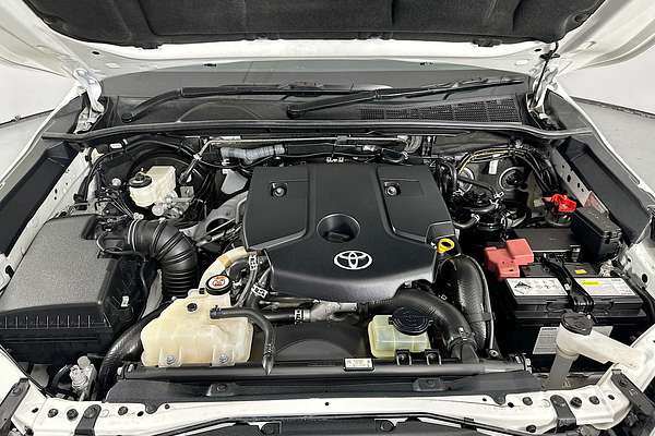 2019 Toyota HILUX SR (4x4) GUN126R MY19 4X4