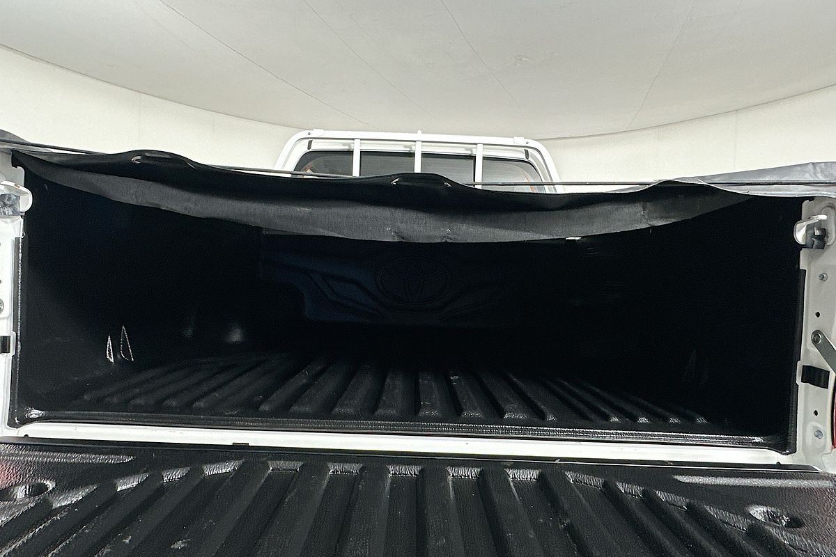 2022 Toyota HILUX SR (4x4) GUN126R 4X4