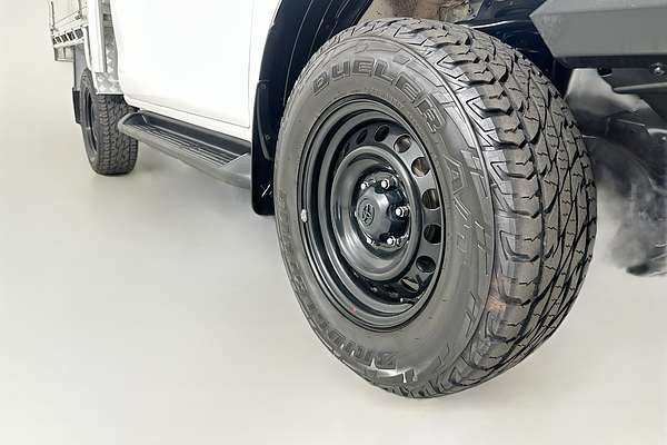 2020 Toyota Hilux SR (4x4) GUN126R FACELIFT 4X4