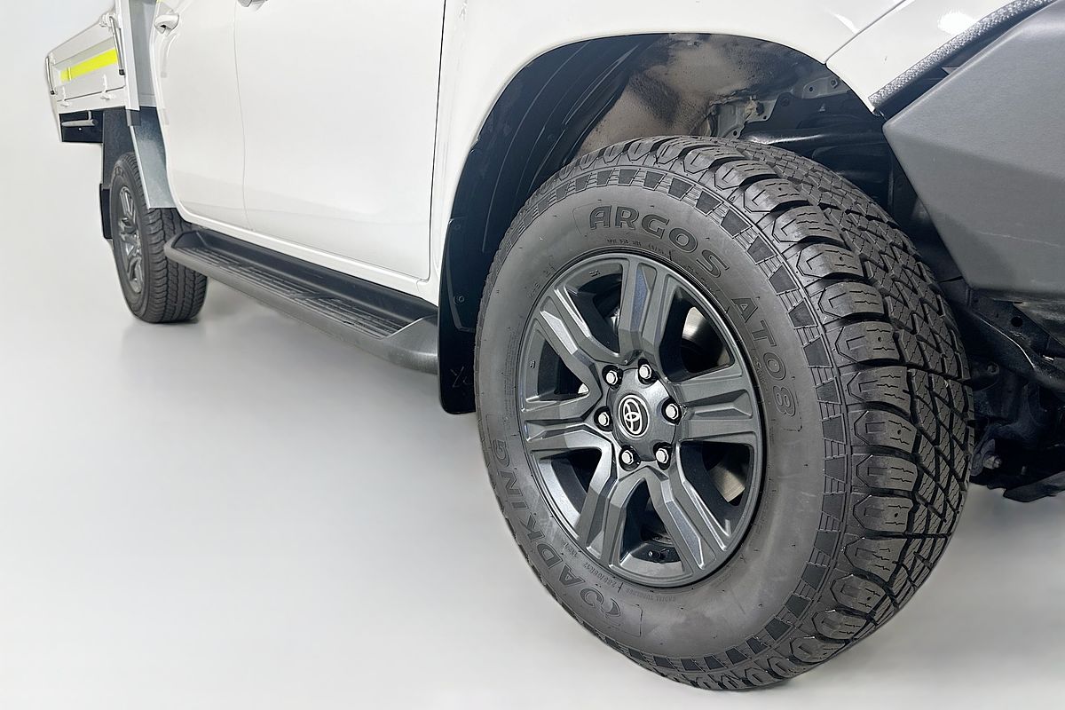 2024 Toyota HILUX SR 48V (4x4) GUN126R 4X4