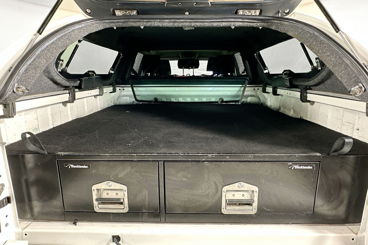 2019 Toyota HILUX SR5 (4x4) GUN126R MY19 4X4