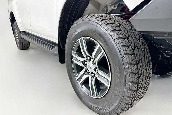 2022 Toyota HILUX SR (4x4) GUN126R 4X4