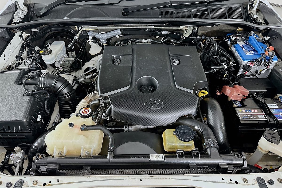 2019 Toyota HILUX Workmate GUN125R 4X4