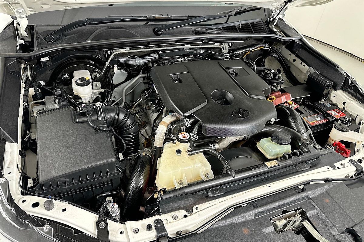 2021 Toyota HILUX SR5 GUN126R 4X4