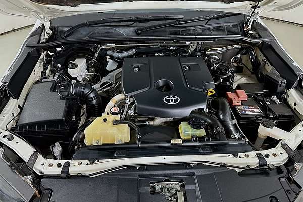 2022 Toyota HILUX SR (4x4) GUN126R 4X4