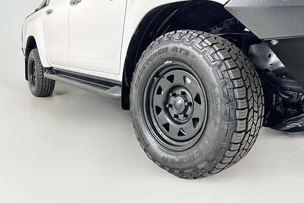 2019 Toyota Hilux SR5 GUN126R 4X4