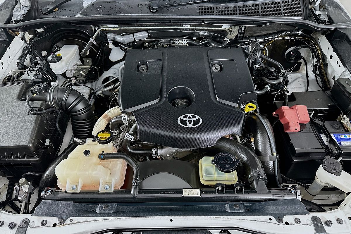 2015 Toyota HILUX SR GUN126R 4X4