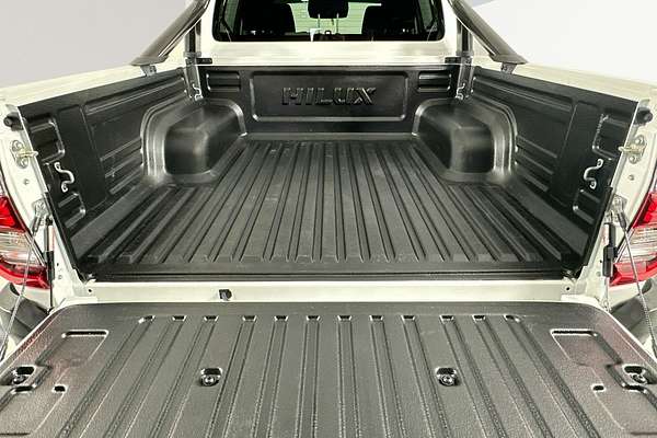 2024 Toyota Hilux SR5 (4x4) GUN126R 4X4