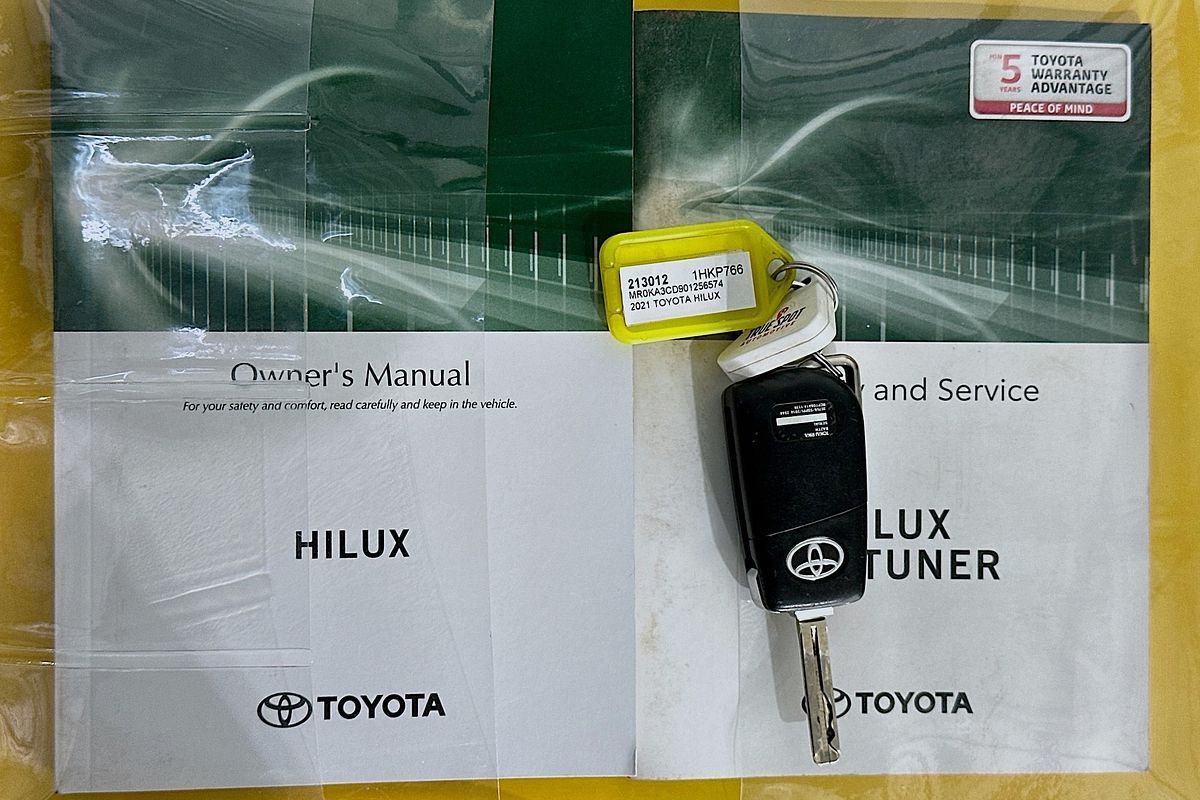 2021 Toyota HILUX SR (4x4) GUN126R FACELIFT 4X4
