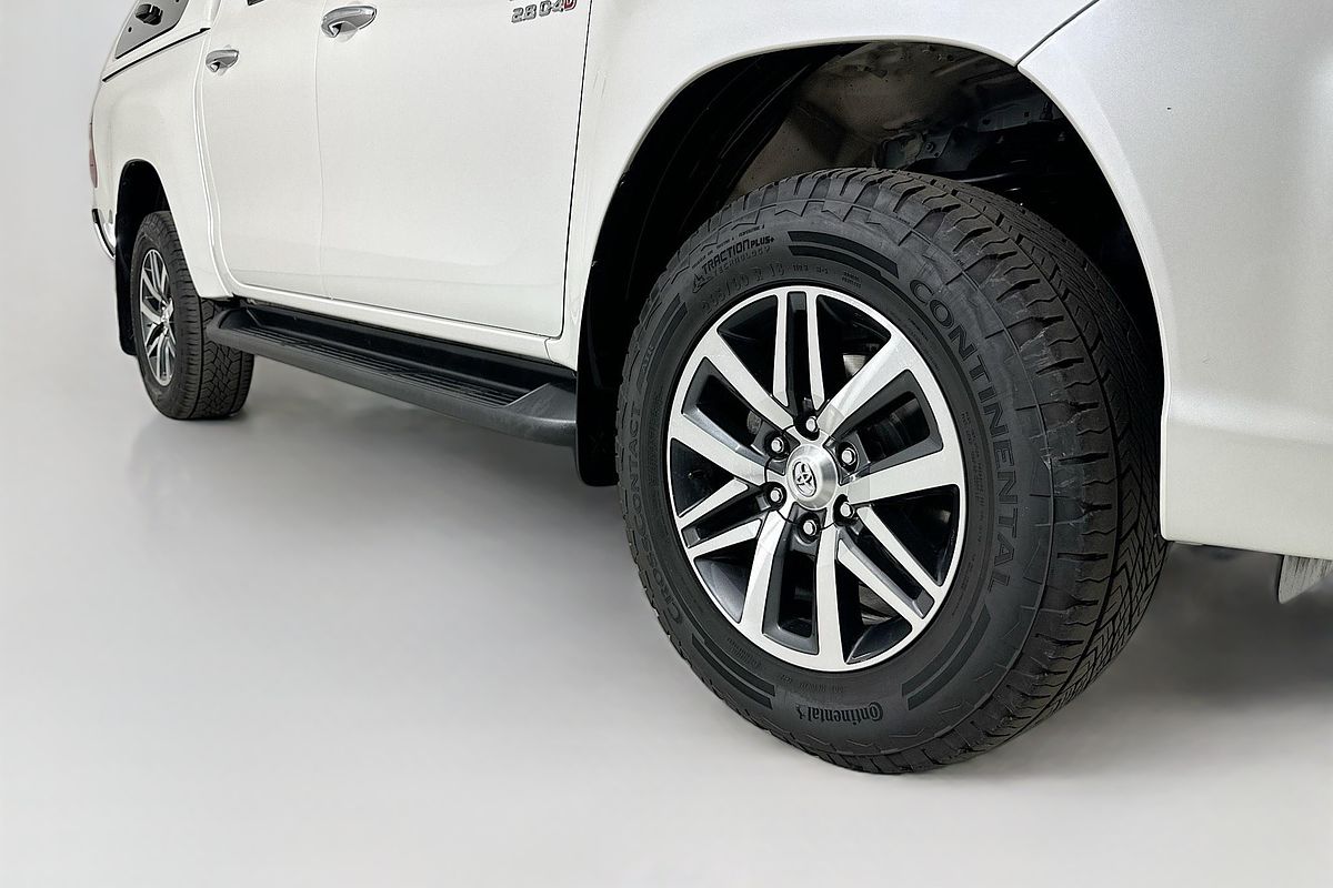 2020 Toyota HILUX SR5 GUN126R 4X4