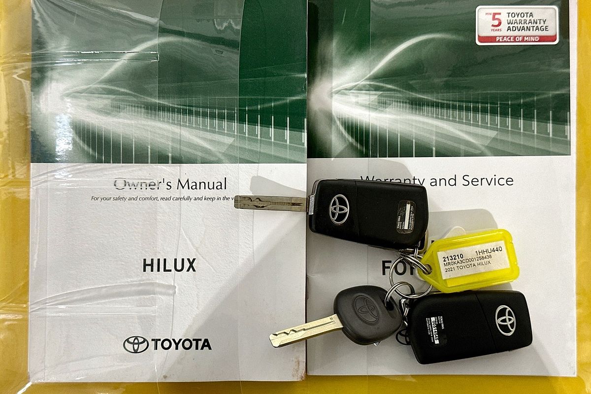 2021 Toyota HILUX SR (4x4) GUN126R FACELIFT 4X4