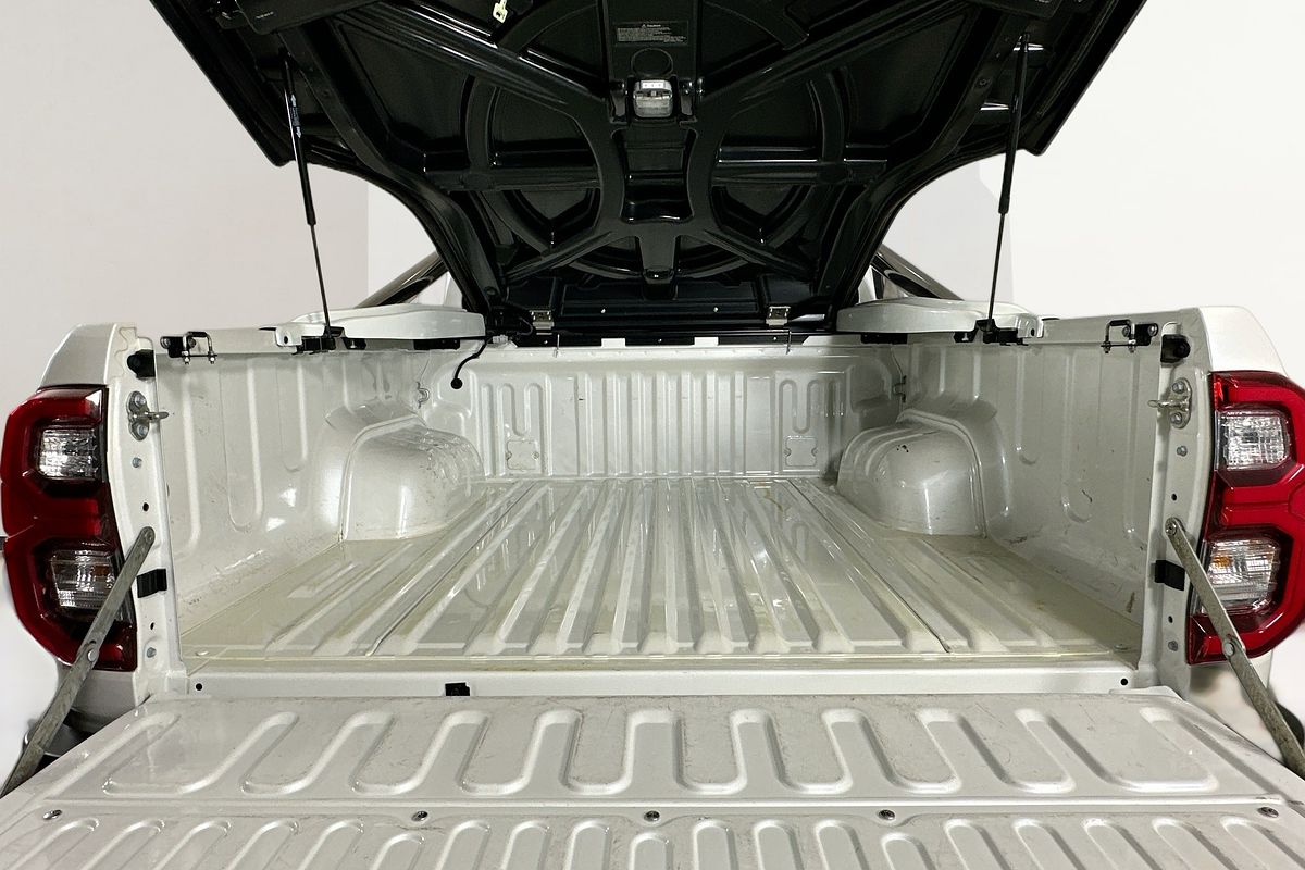 2021 Toyota HILUX SR5 (4x4) GUN126R FACELIFT 4X4