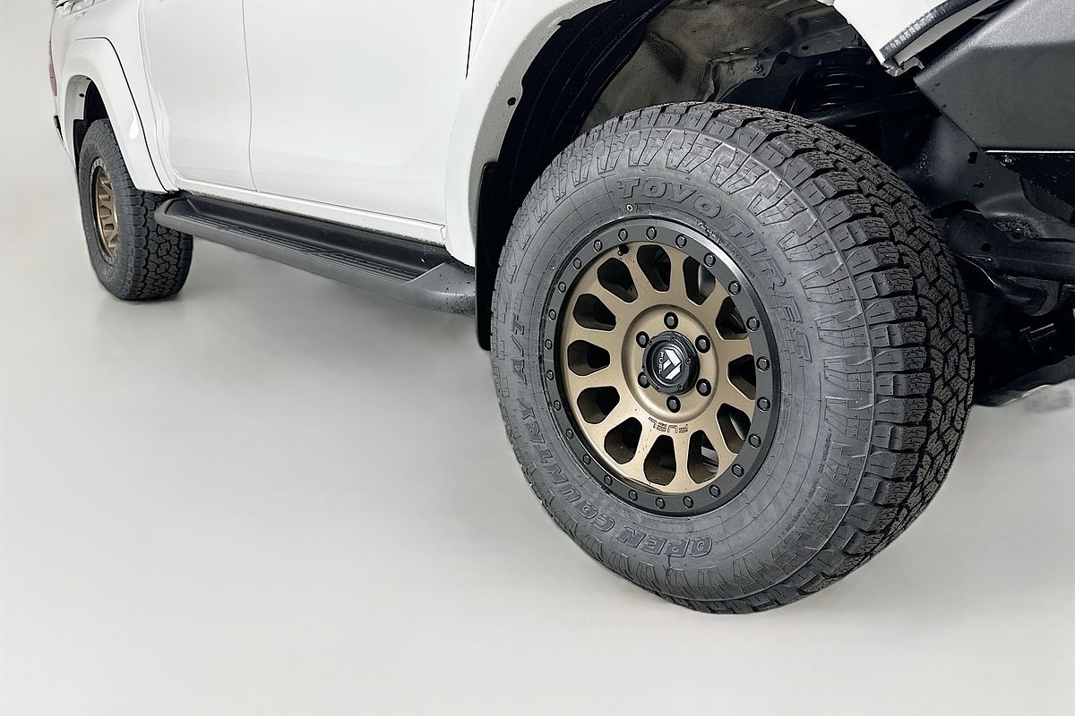 2023 Toyota HILUX SR GUN126R 4X4