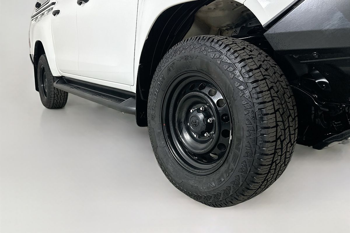 2022 Toyota HILUX SR (4x4) GUN126R 4X4