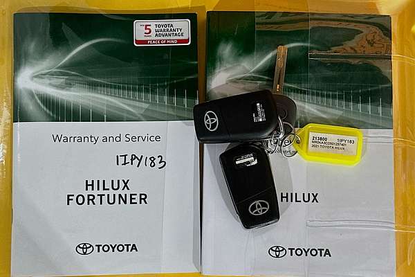 2021 Toyota HILUX SR (4x4) GUN126R 4X4