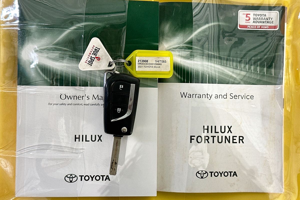 2021 Toyota HILUX SR (4x4) GUN126R FACELIFT 4X4