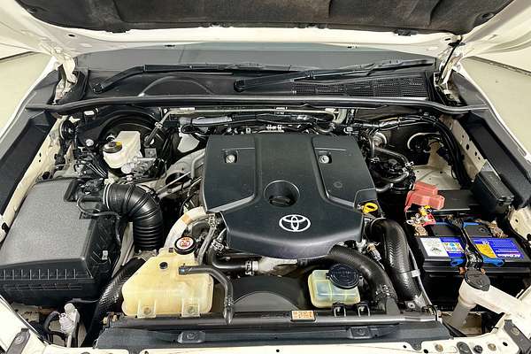 2022 Toyota HILUX SR (4x4) GUN126R 4X4